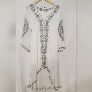 🏠 Mo Huan Yi Chu Bohemian Embroidered High-low Dress Size L